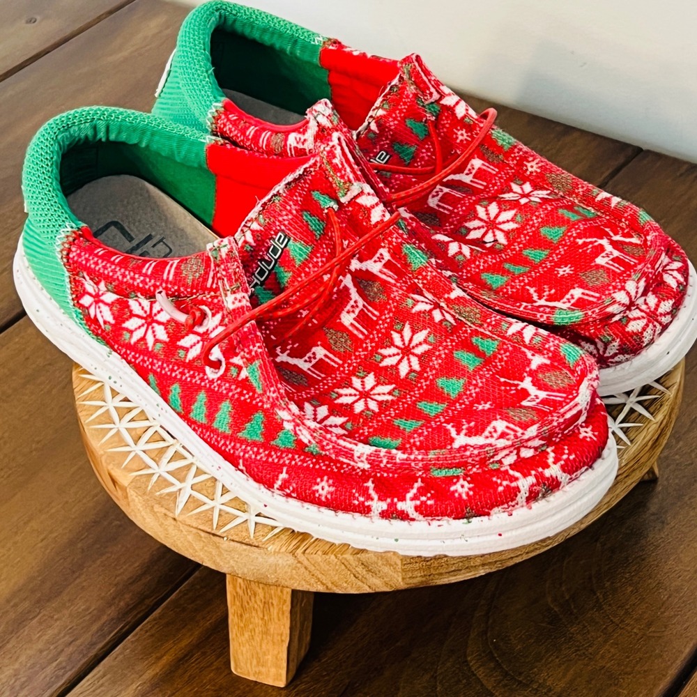 Hey Dude Wally Jolly Jingle Christmas Loafers Red Green Men 8 110066083